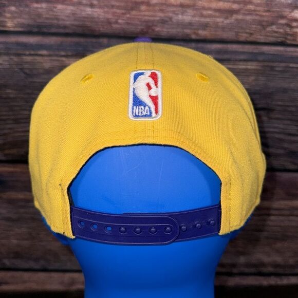 New Era Los Angeles Lakers 9Fifty SnapBack Cap - Picture 5 of 8